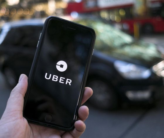Топ-10 самых странных вещей, забытых в Uber