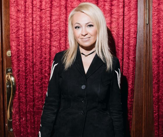 Скандал: Яна Рудковская поддержала Александра Кержакова! Что ответила его жена?