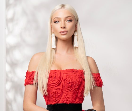 Алена Шишкова в новом лукбуке Bella Potemkina!