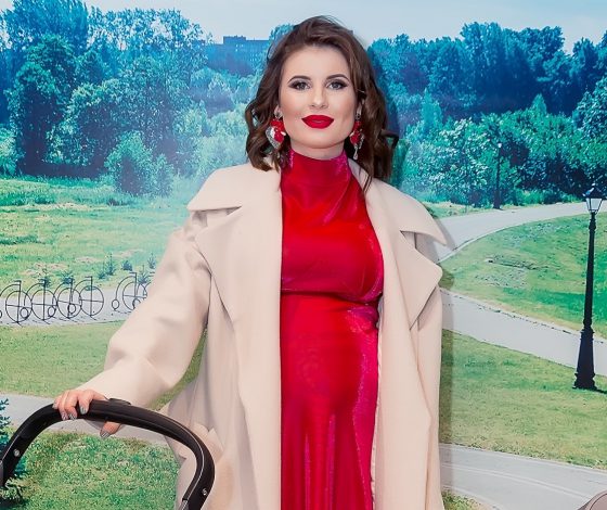 Анна Цуканова-Котт, Елена Захарова и Тутта Ларсен на презентации велосипеда для детей Doona Liki Trike