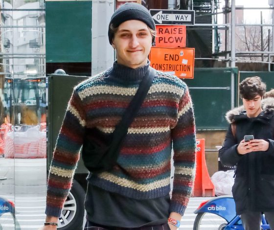 8 поясных сумок круче, чем у Анвара Хадид