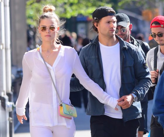 Бывшая девушка Леонардо ДиКаприо целуется с новым бойфрендом!