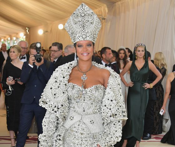 Рианна, Ким Кардашьян, Белла Хадид и другие звезды на Met Gala 2018