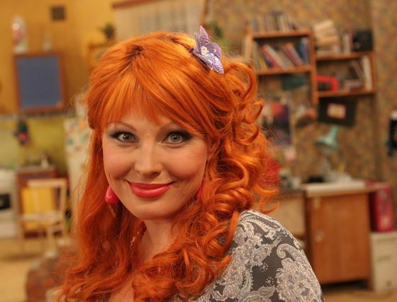 Чем сейчас занимается Даша Букина из сериала «Счастливы вместе»? Поет!