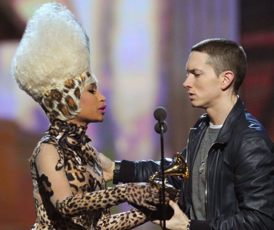 Эминем прокомментировал роман с Ники Минаж. Прямо во время концерта!