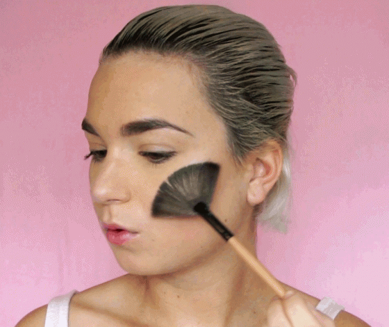 Где купить любимую косметику звезд с сияющим эффектом?