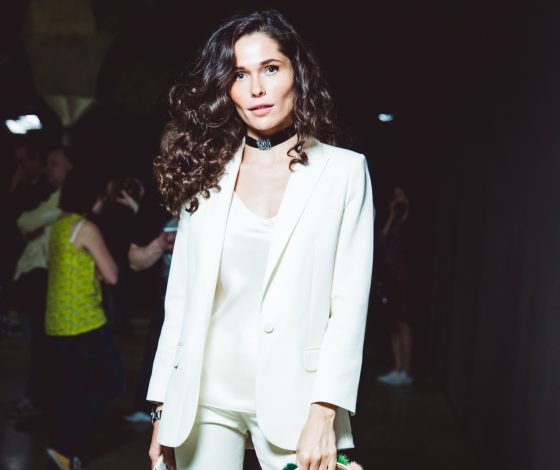 Полина Аскери, Эвелина Хромченко, Агния Кузнецова и другие на показе TEGIN Fashion House