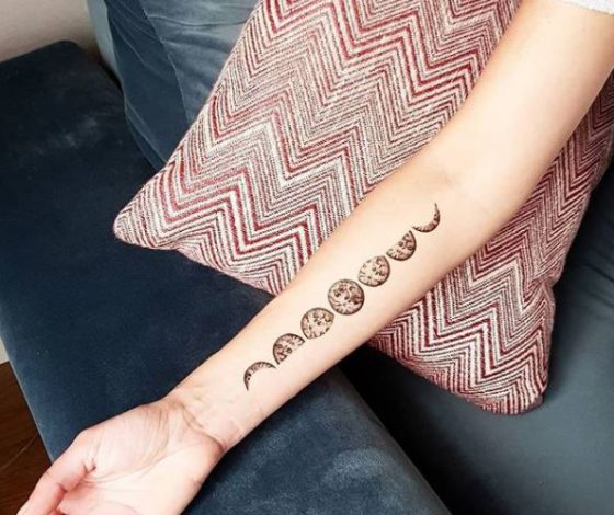 Новый тренд: тату в виде луны, звезд и солнца