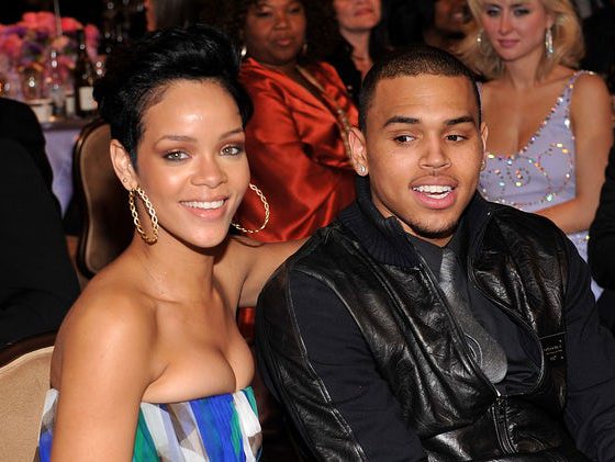 За старое. Крис Браун снова флиртует с Рианной!