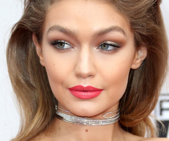 Калорийно! Что ест Джиджи Хадид на завтрак, обед и ужин?