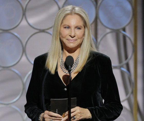 Два диска с песнями и акции Disney: Барбра Стрейзанд сделала подарок дочке убитого полицейским Джорджа Флойда