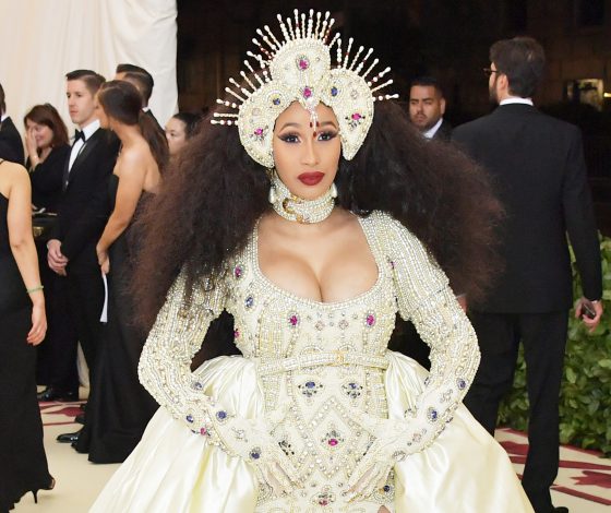 Карди Би затмила Рианну на Met Gala?!