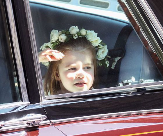 Малышка Шарлотта была на свадьбе в платье Givenchy!