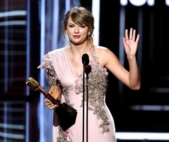 Как прошла премия Billboard: гости и победители