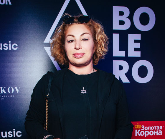 Мама Тимати жестко ответила хейтерам