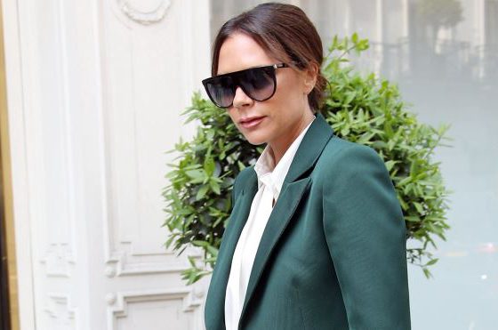 Новый выход: Виктория Бекхэм спешит на работу