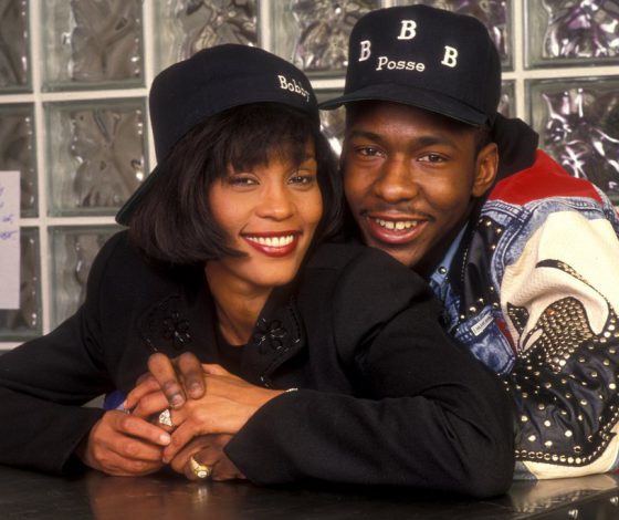 Сын бывшего мужа Уитни Хьюстон скончался в возрасте 28 лет