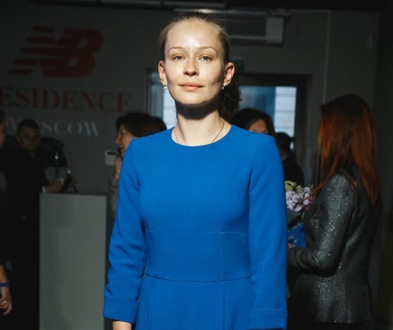 Юлия Пересильд, Максим Матвеев и Юлия Снигирь на вечеринке New Balance