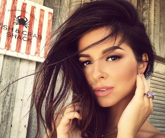 Как быстро прийти в форму после родов? Советы певицы Нюши