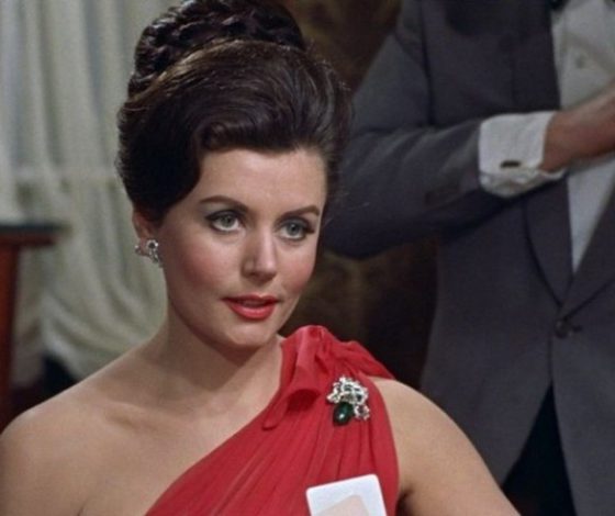 Умерла самая первая девушка Джеймса Бонда