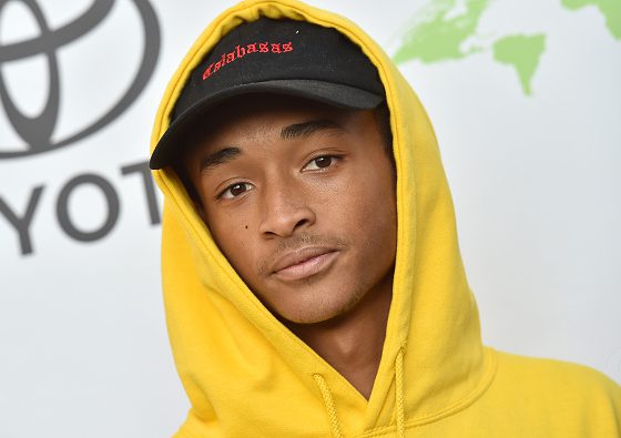 В чем Джейден Смит пришёл на выпускной своей девушки?