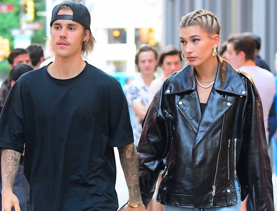 Джастин Бибер с незнакомкой на футбольном матче. А где же Хейли?