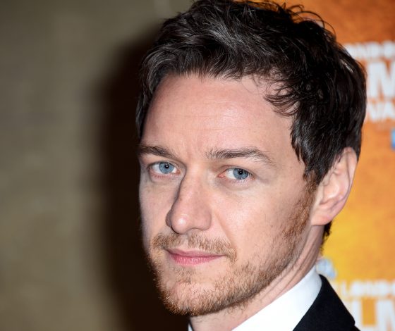 Что связывает Джеймса МакЭвоя и Эмму Уотсон?