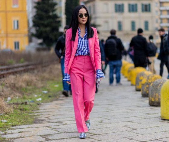 Где купить брючный костюм на каждый день?