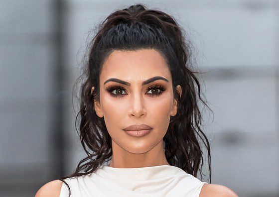 У Ким Кардашьян синие волосы! Кто еще из звезд был замечен с необычным окрашиванием?