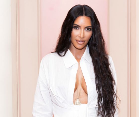 Повторяется! Ким Кардашьян в платье, которое мы уже видели