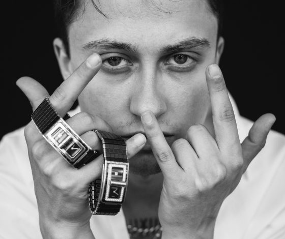 Boulevard Depo, Ольга Свиблова и Манижа в новых часах Chanel Code Coco