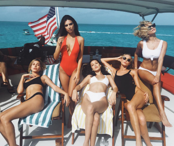 Купальники, которые сделают талию уже, а ноги длиннее. Где купить?