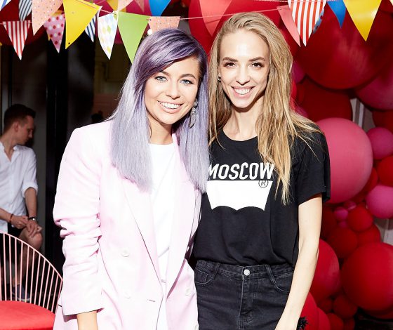 Лина Дембикова и Надя Сысоева собрали друзей на Celebrity Garage Sale