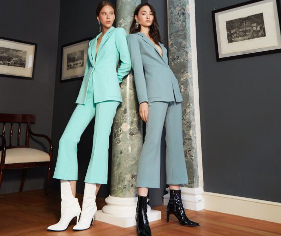 Идеальные цветные костюмы и летние тренчи в новом лукбуке Nebo