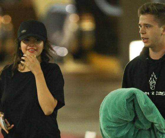 Точно друзья? Селена Гомес снова гуляет с Калебом Стивенсом