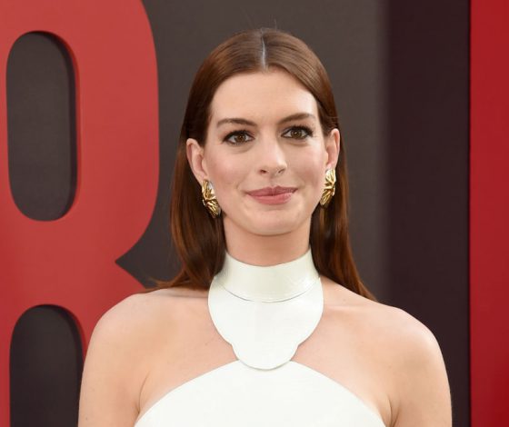 Звезды до и после пластики: Энн Хэтэуэй