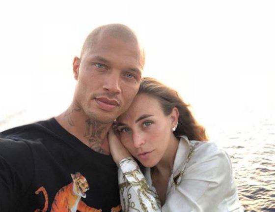 Слухи о разводе подтверждаются: пока Хлоя Грин отдыхает на яхте в Монако, Джереми Микс тусуется в Лос-Анджелесе