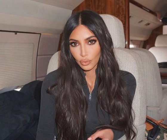 Новый двойник Ким Кардашьян. Ну очень похожа!