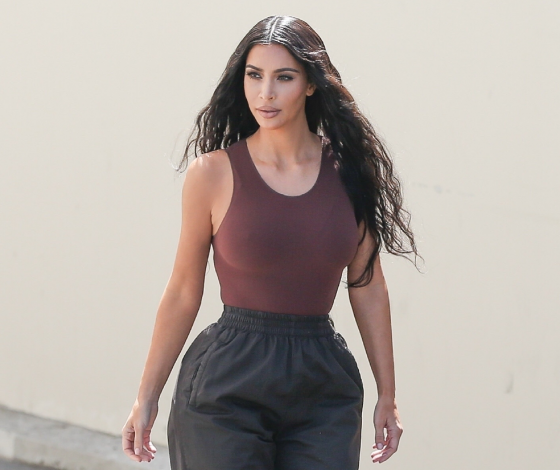 Hot or not? Новый выход Ким в Yeezy Season 7