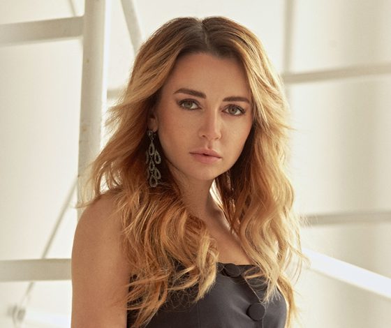 Звезда «Даешь молодежь» Анжелика Каширина: о личной жизни, сестре-актрисе и черной зависти