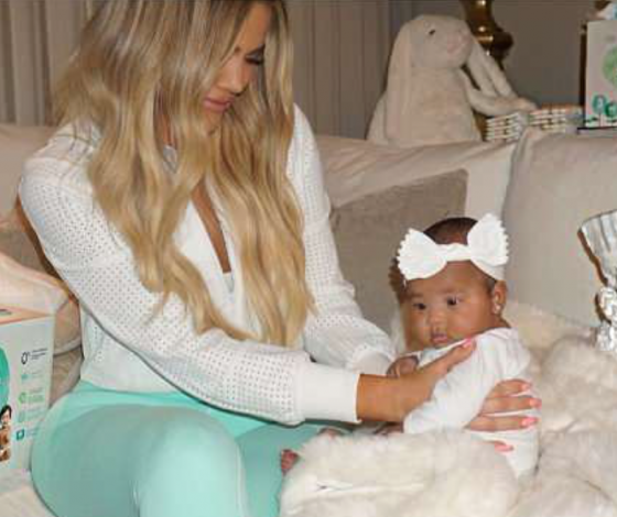 Красавица! Дочке Хлои Кардашьян 6 месяцев