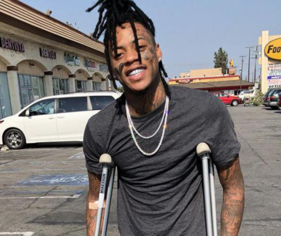 Не для слабонервных: рэпер Boonk Gang вышел в прямой эфир с пулевыми ранениями