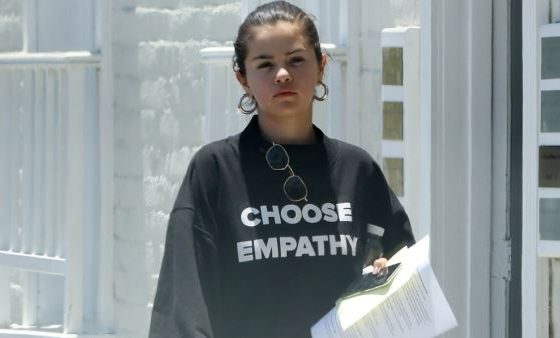 Новый выход Селены Гомес в Лос-Анджелесе. Где-то мы уже видели это!