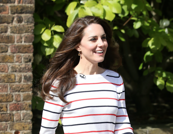 Хочешь повторить образ Кейт Миддлтон? Начни с покупки кроссовок за 4 тысячи рублей!