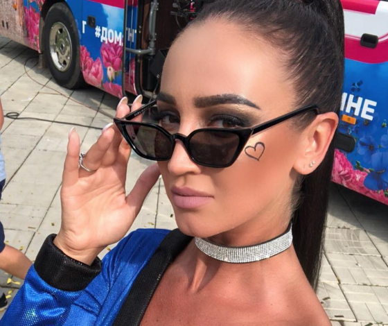 Бузова опять переборщила с фотошопом. Что она решила изменить?