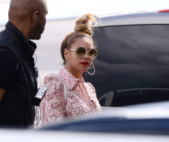 В чем отправиться в полет? Учимся у Бейонсе и Джей Зи!