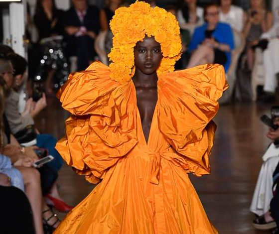 Венки, объем и принты в коллекции Valentino Haute Couture