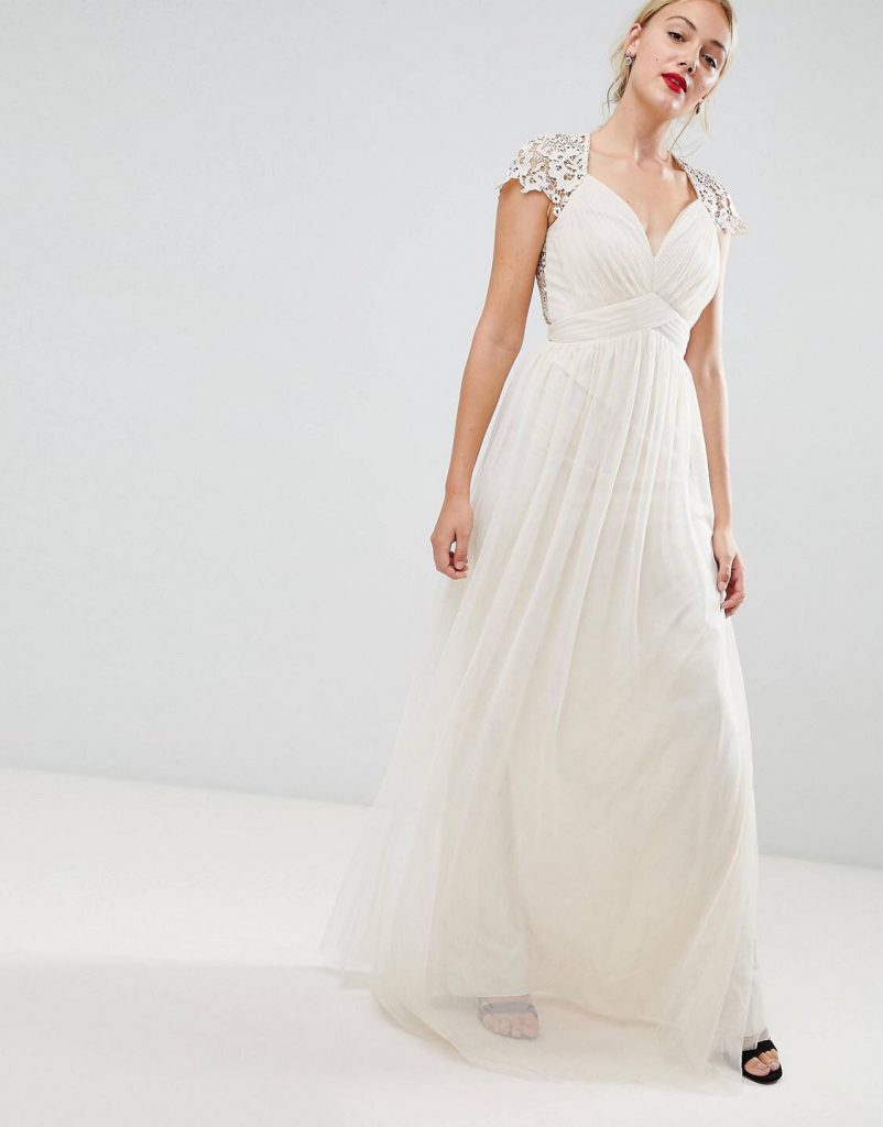 Элегантное свадебное платье в стиле ампир идеально для каждой невесты