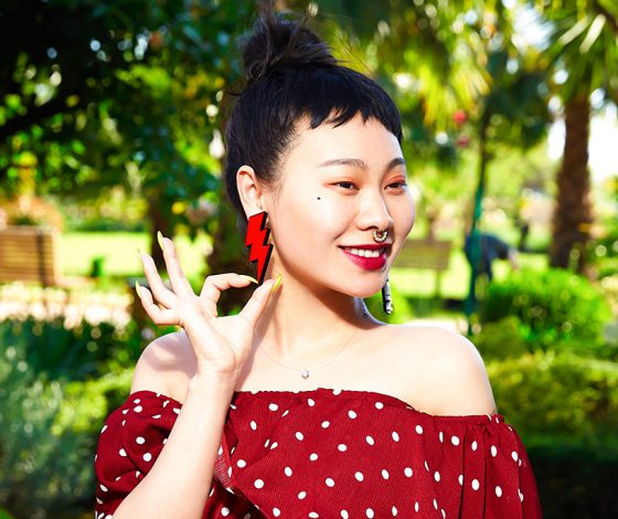 Актриса «Гоголь-центра» и финалистка «Голоса» Ян Гэ про треш и модные ужасы