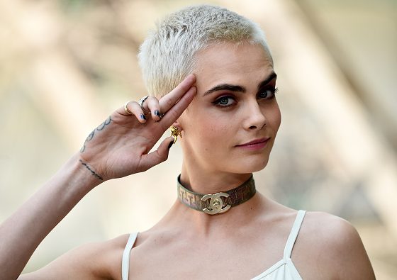 Так вместе они или нет? Кара Делевинь снова замечена с Эшли Бенсон